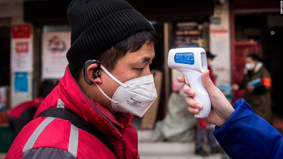 Coronavirus live updates: Wuhan virus cases top 8,000 as countries step up evacuation efforts